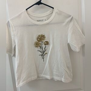 Abercrombie Crop tee